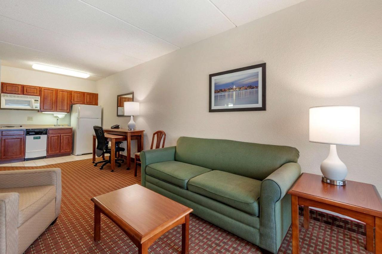Clarion Suites At The Alliant Energy Center Madison Kültér fotó